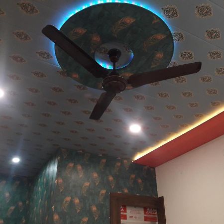 Rajvihar Hotel Pachmarhi Bagian luar foto