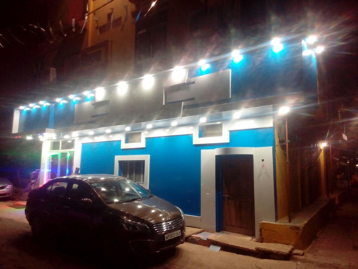 Rajvihar Hotel Pachmarhi Bagian luar foto