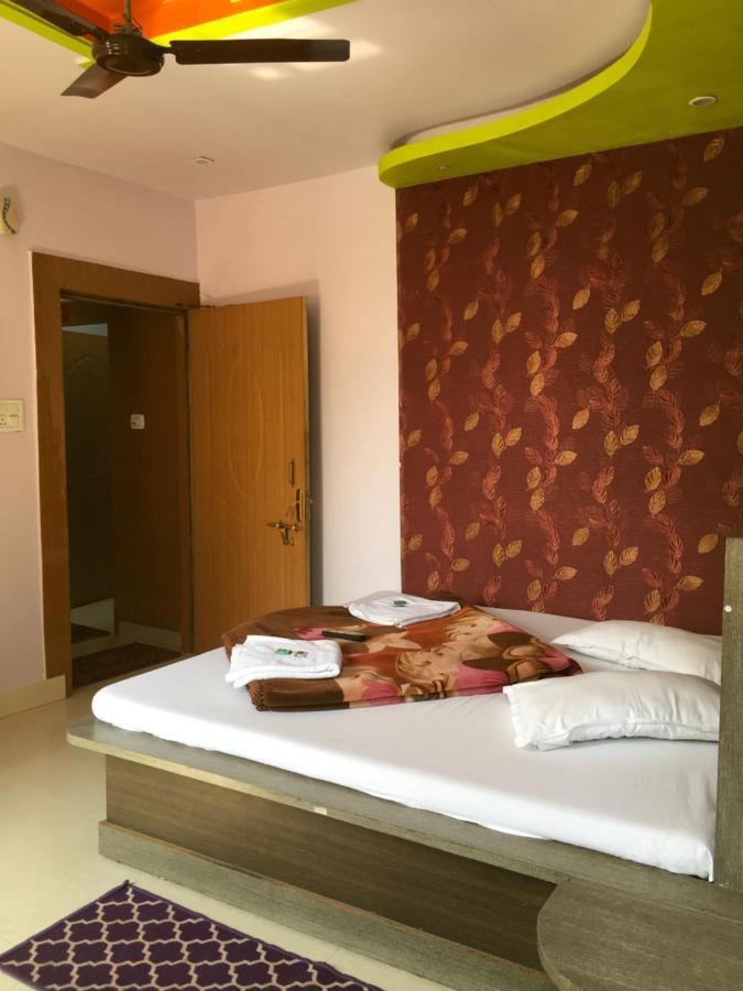 Rajvihar Hotel Pachmarhi Bagian luar foto